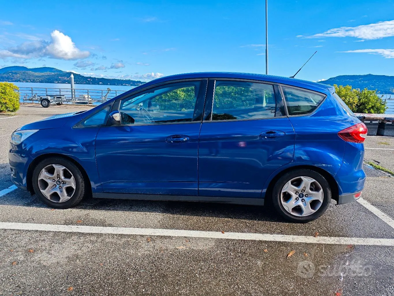 Ford C-Max 2017 photo 2