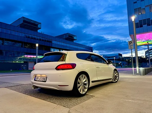 Volkswagen Scirocco 2010 photo 5