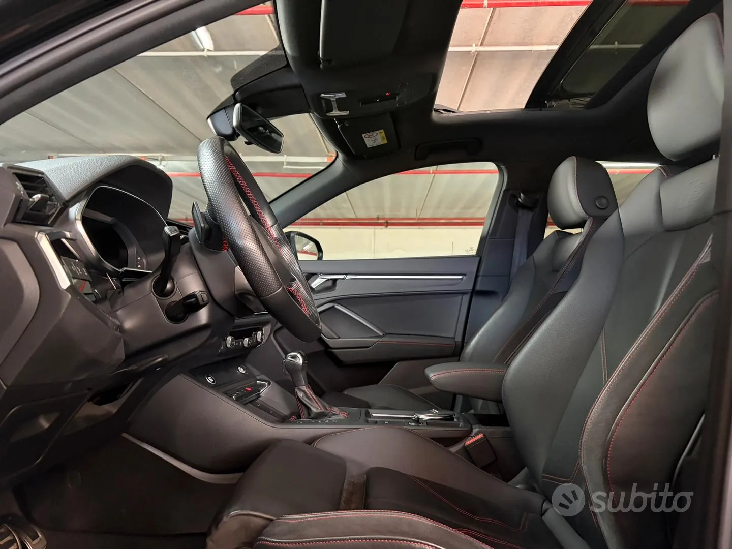 Audi Q3 2021 photo 2