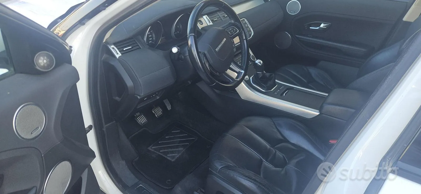 Land Rover Range Rover Evoque 2011 photo 5