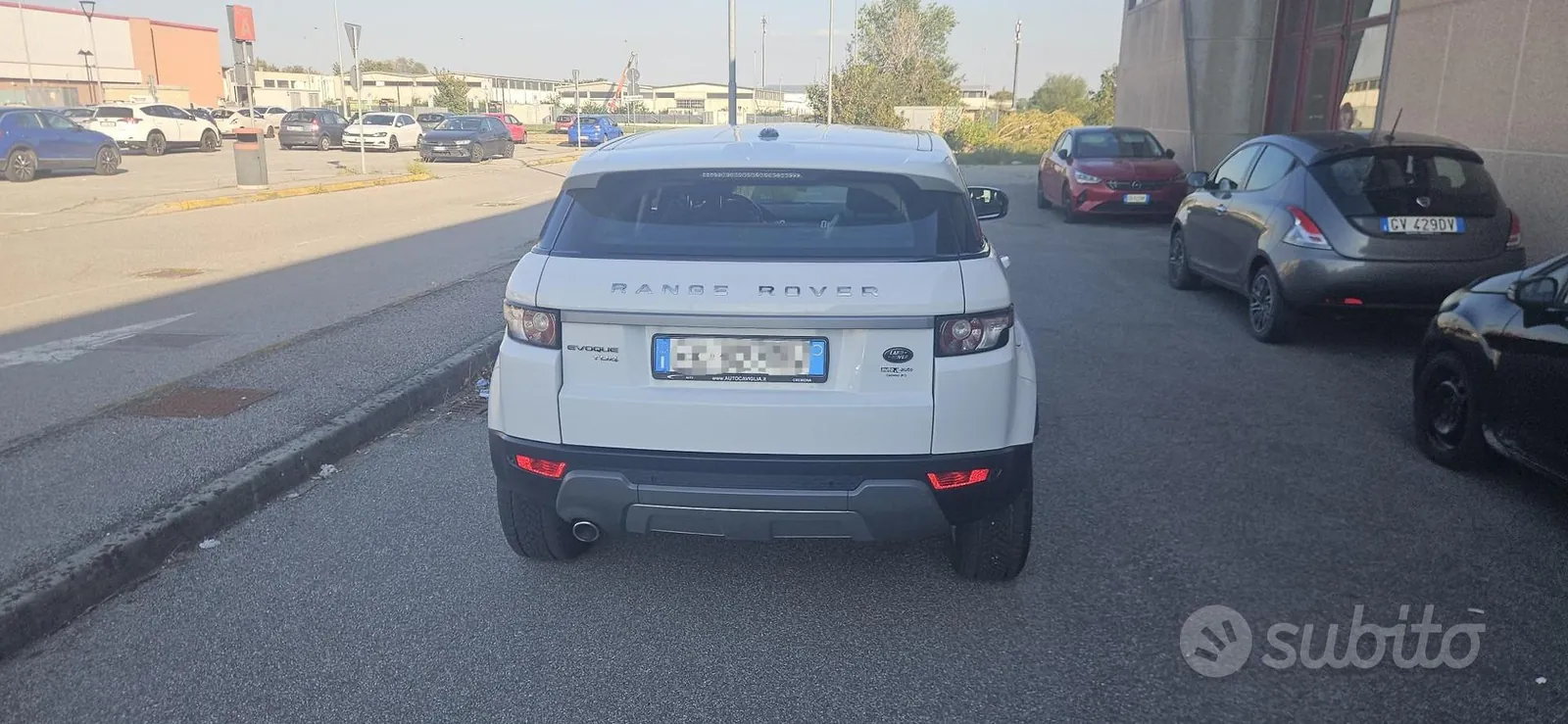 Land Rover Range Rover Evoque 2011 photo 3