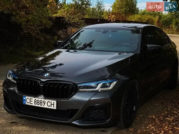 BMW 5 Series 2019 photo 2