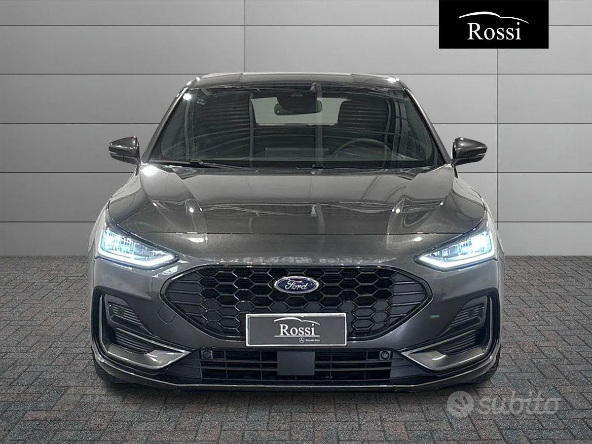Ford Focus 2025 photo 3