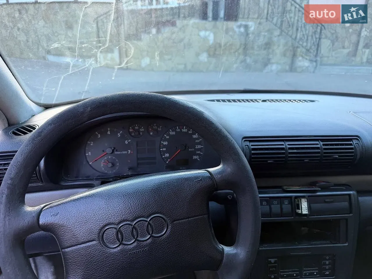 Audi A4 1997 photo 5