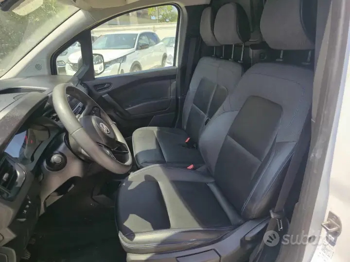 Nissan Townstar 2023 photo 5