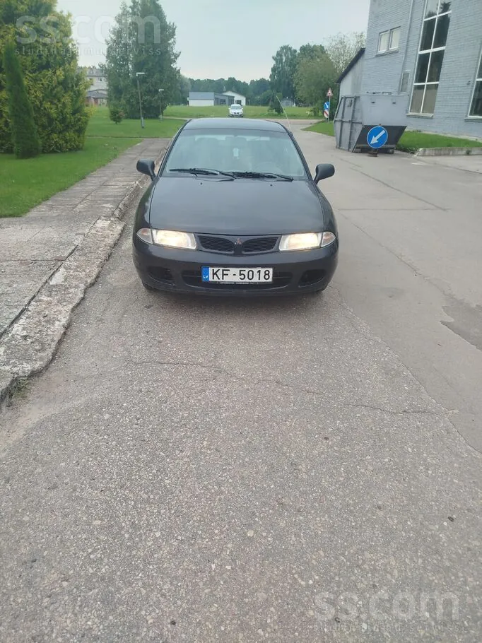 Mitsubishi Carisma