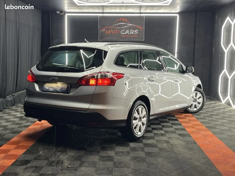 Ford Focus 2014 photo 4