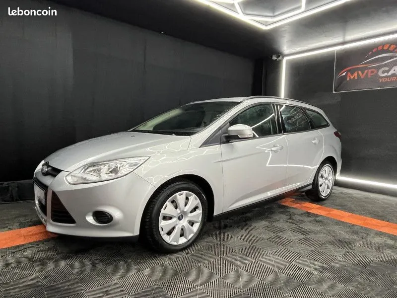 Ford Focus 2014 photo 3