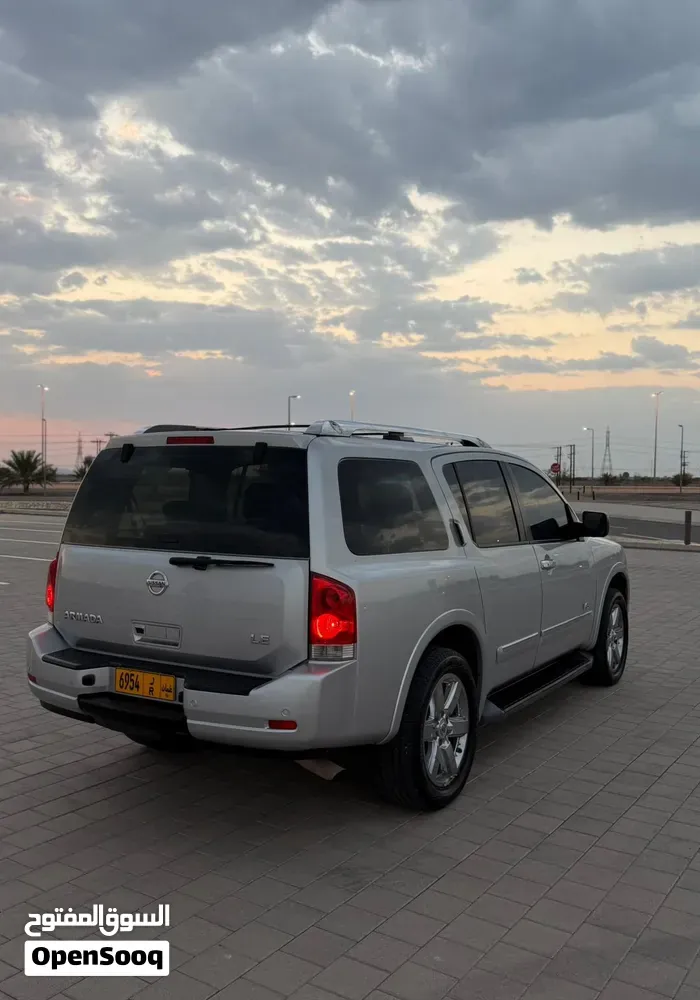 Nissan Armada 2013 photo 3