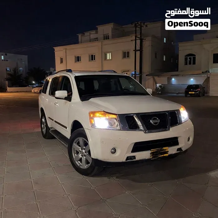 Nissan Armada 2013 photo 5