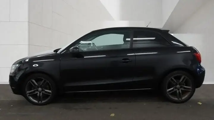 Audi A1 2011 photo 4