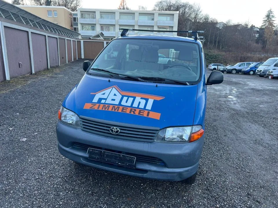Toyota Hiace