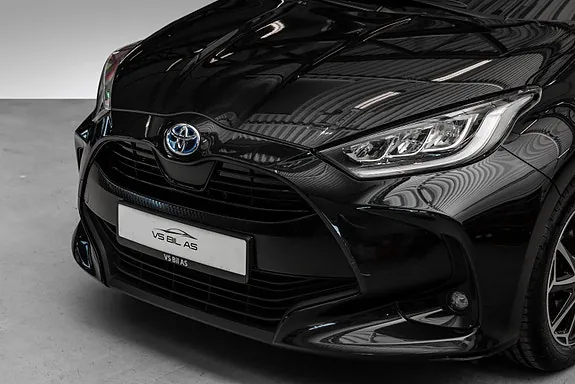 Toyota Yaris 2024 photo 3