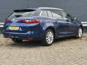 Renault Megane 2018 photo 2