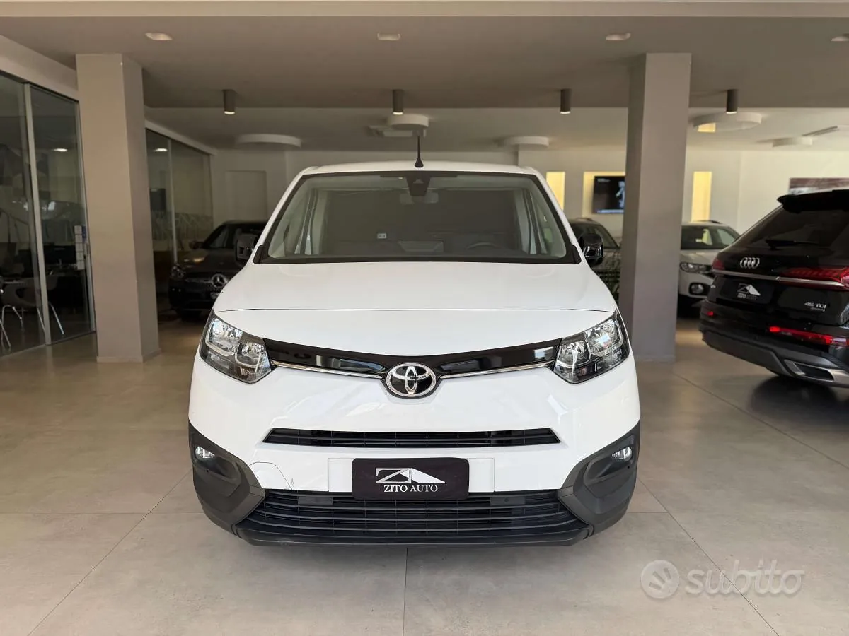 Toyota Proace City 2022 photo 2