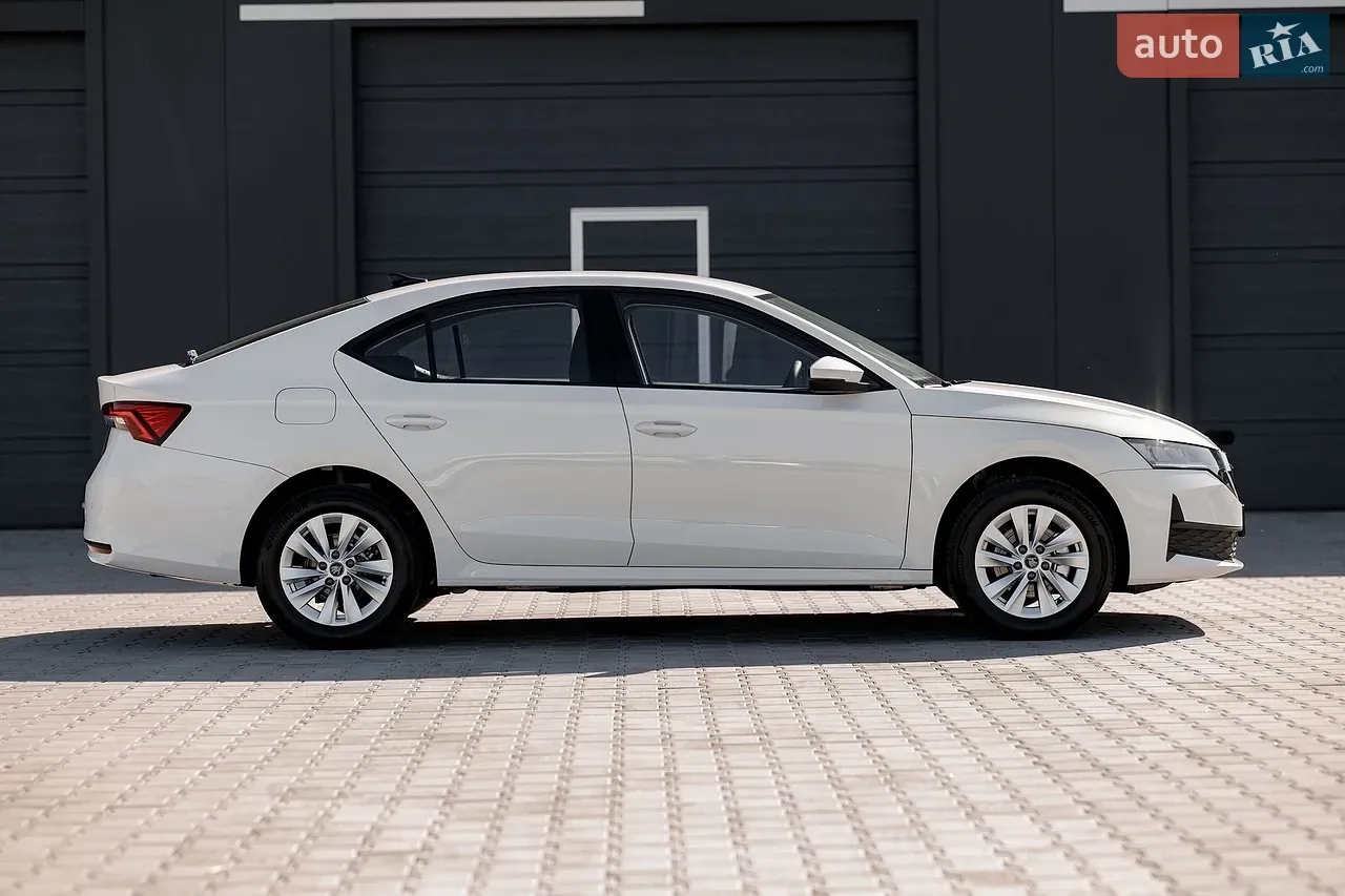 Skoda Octavia 2026 photo 3