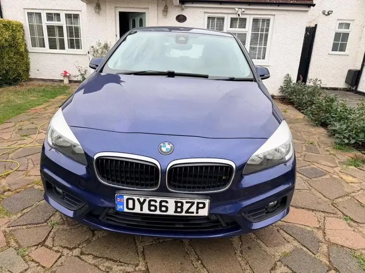 BMW 2 Series Active Tourer 2016 photo 3