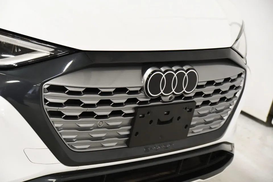 Audi Q8 E-Tron 2024 photo 4