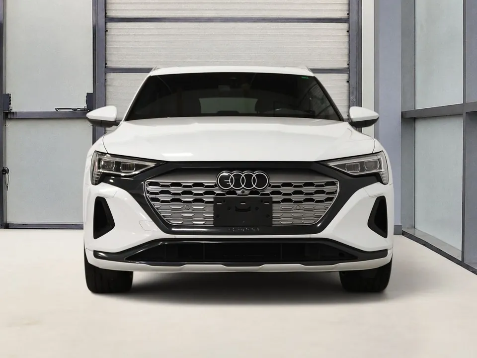 Audi Q8 E-Tron 2024 photo 5