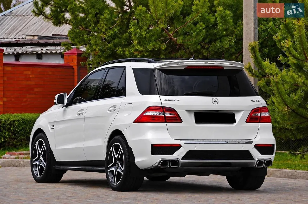 Mercedes-Benz M-Class 2012 photo 4