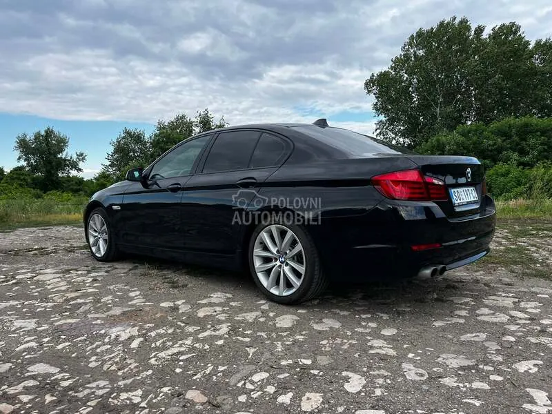 BMW 520 2012 photo 2
