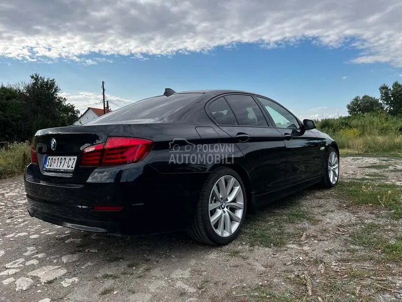 BMW 520 2012 photo 4