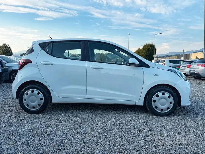Hyundai I10 2017 photo 4