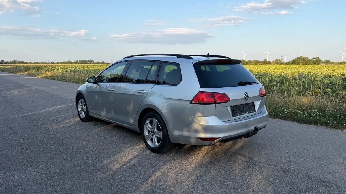 Volkswagen Golf 2014 photo 2