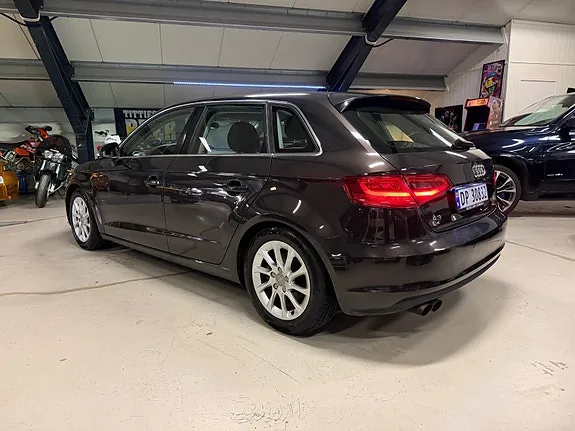 Audi A3 2013 photo 3