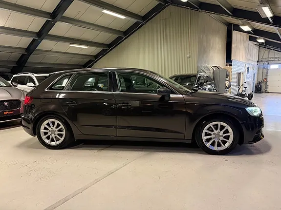 Audi A3 2013 photo 5