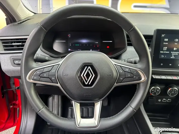 Renault Clio 2024 photo 3