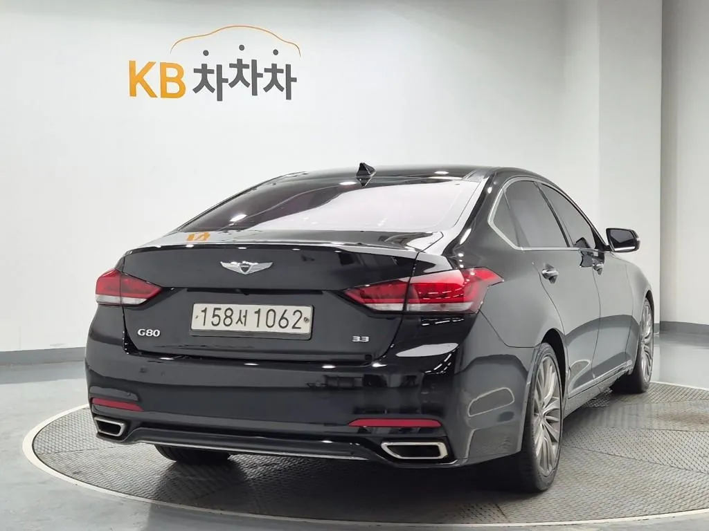 Genesis G80 2018 photo 3
