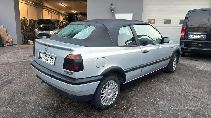 Volkswagen Golf Cabriolet 1996 photo 3