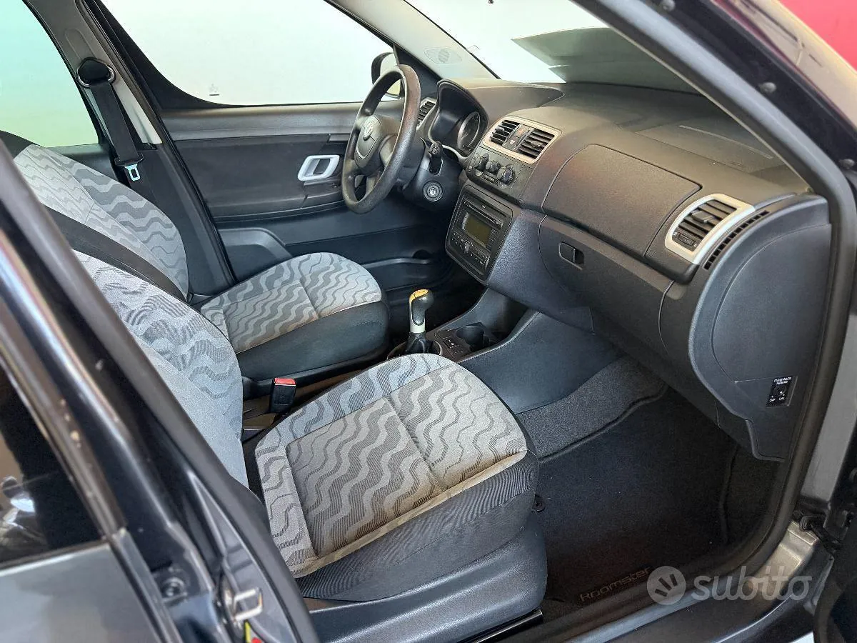Skoda Roomster 2010 photo 5
