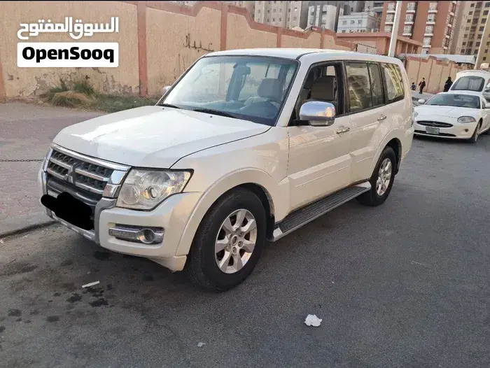 Mitsubishi Pajero 2016 photo 2