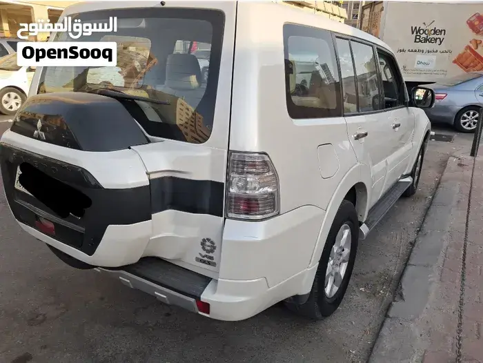 Mitsubishi Pajero 2016 photo 3