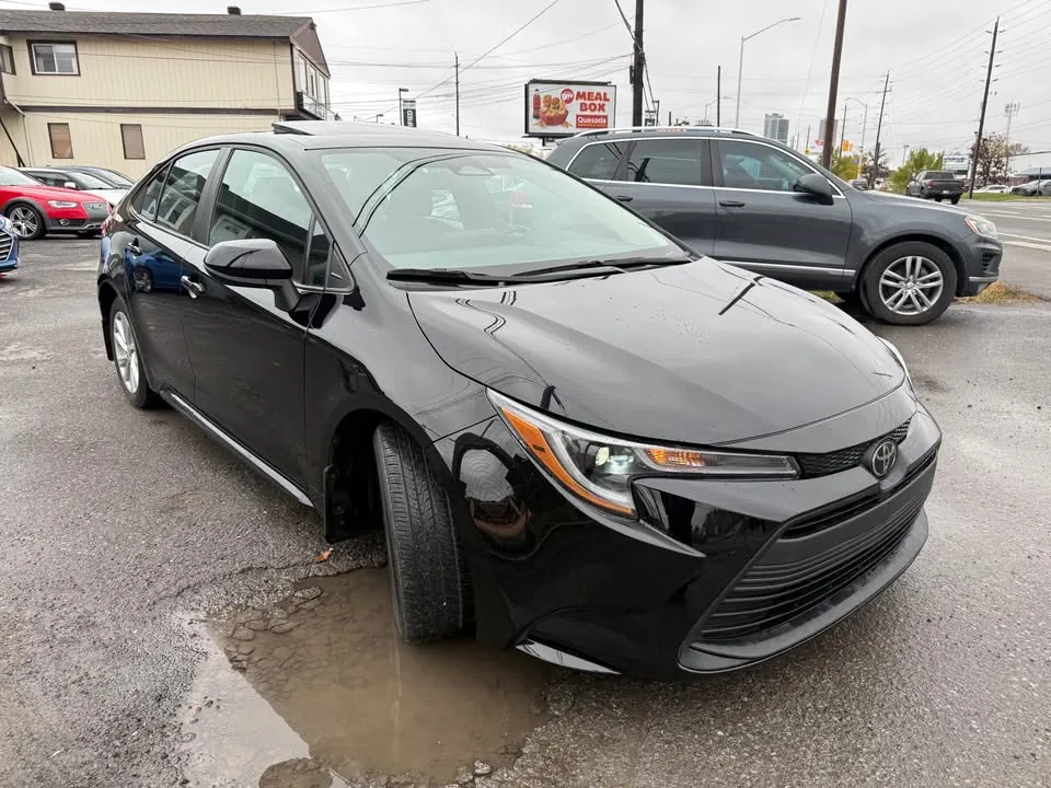 Toyota Corolla 2023 photo 3