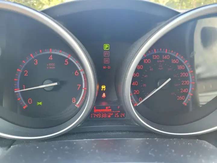 Mazda 3 2011 photo 4