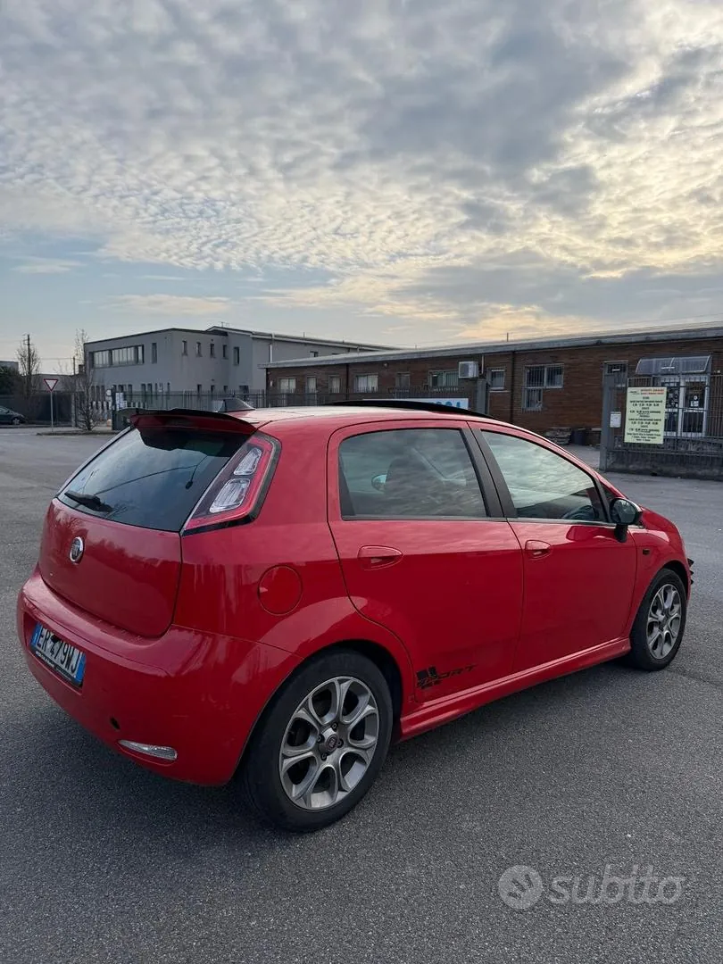 Fiat Punto 2013 photo 4