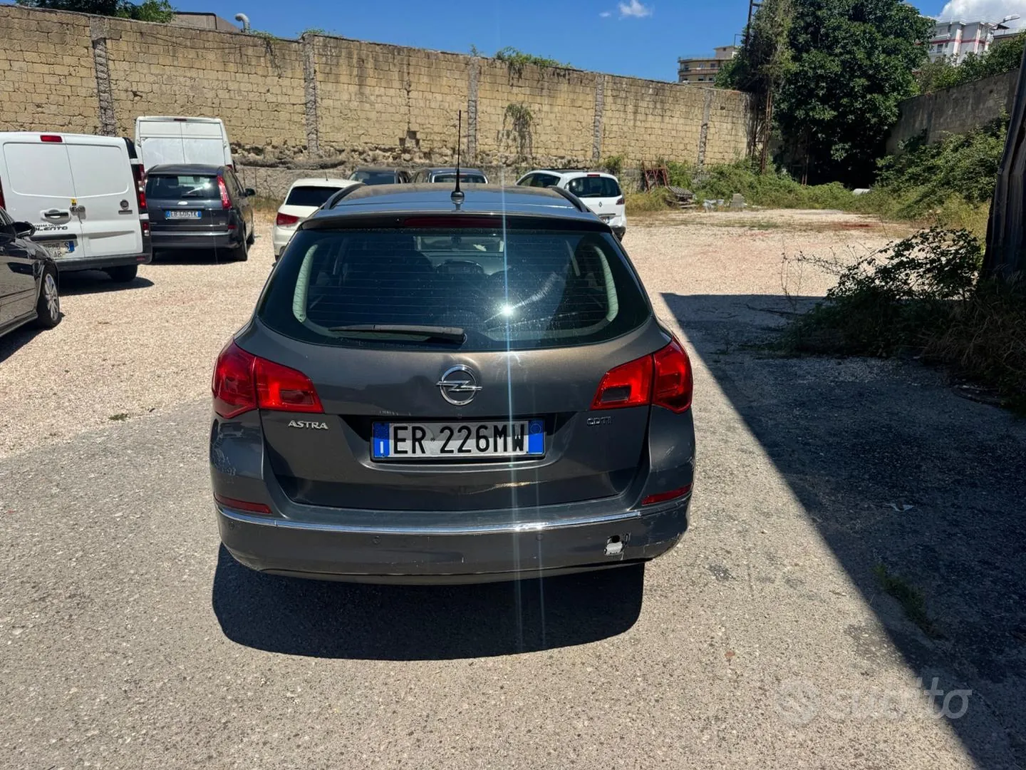 Opel Astra 2013 photo 4