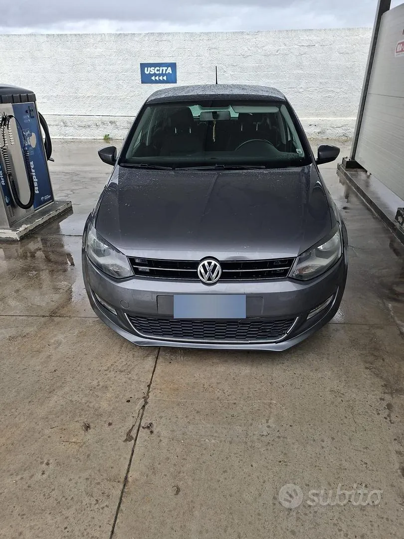 Volkswagen Polo 2014 photo 2