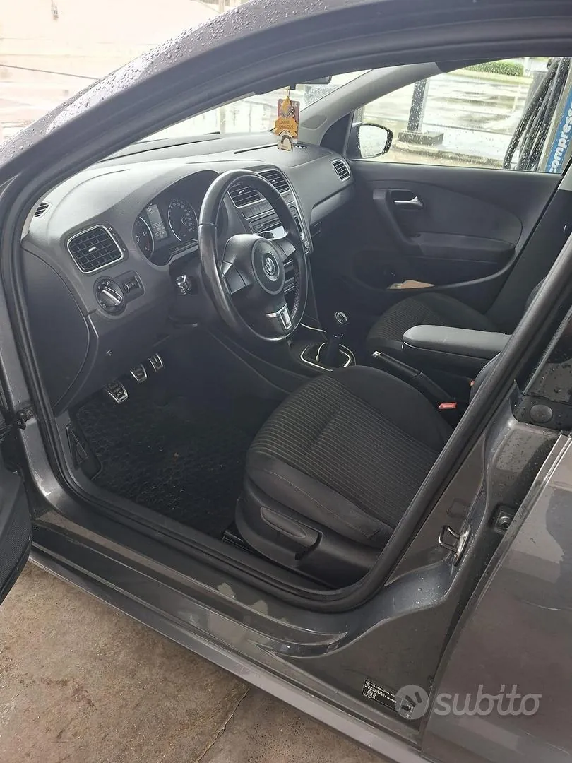 Volkswagen Polo 2014 photo 3