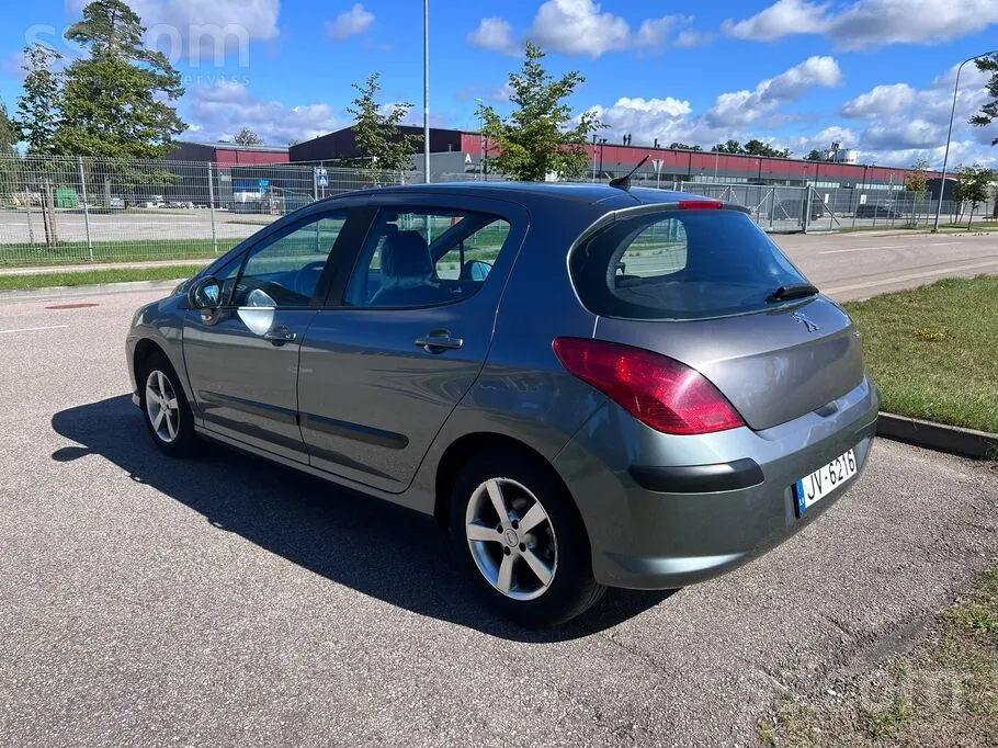 Peugeot 308 2010 photo 5