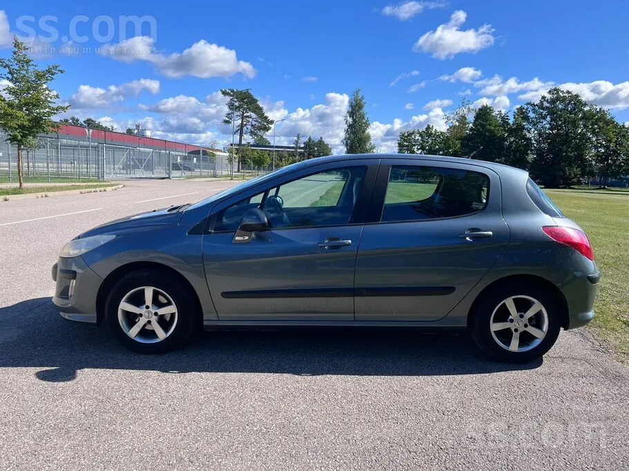 Peugeot 308 2010 photo 2