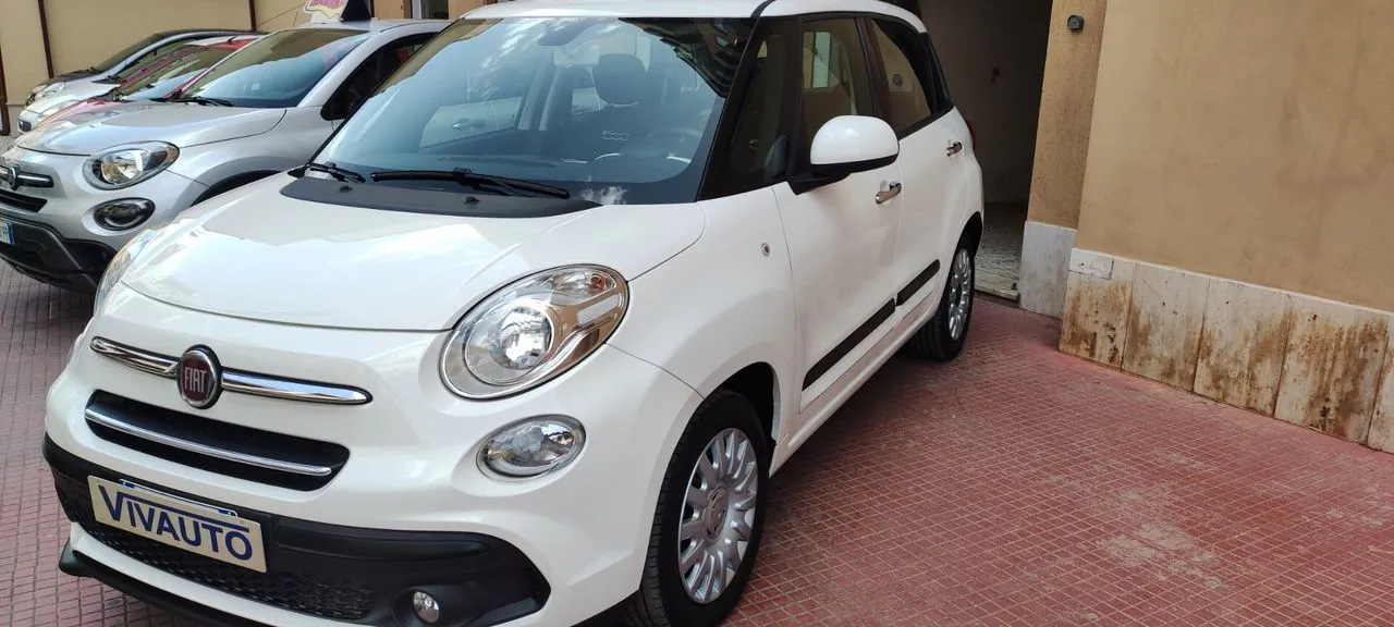 Fiat 500L 2018 photo 2