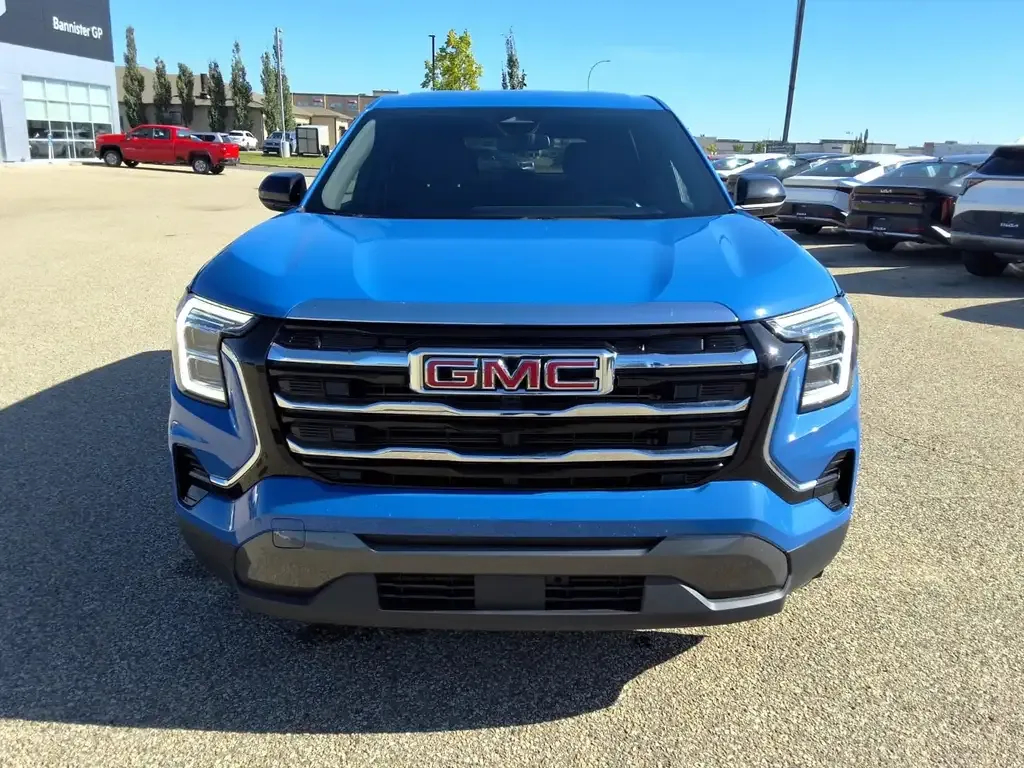 GMC Terrain 2025 photo 2