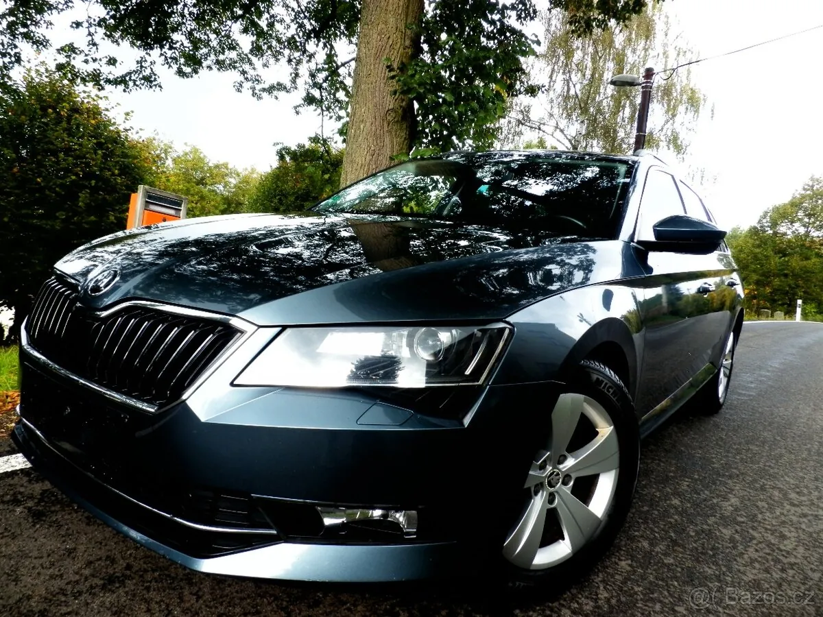 Skoda Superb 2017 photo 2