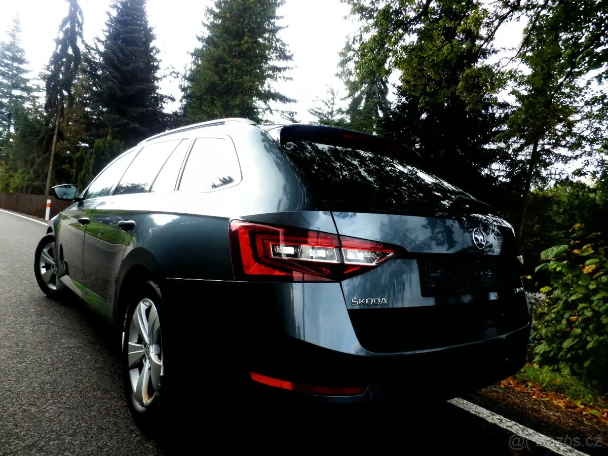 Skoda Superb 2017 photo 3