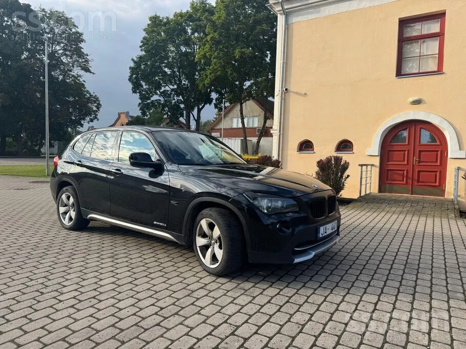 BMW X1