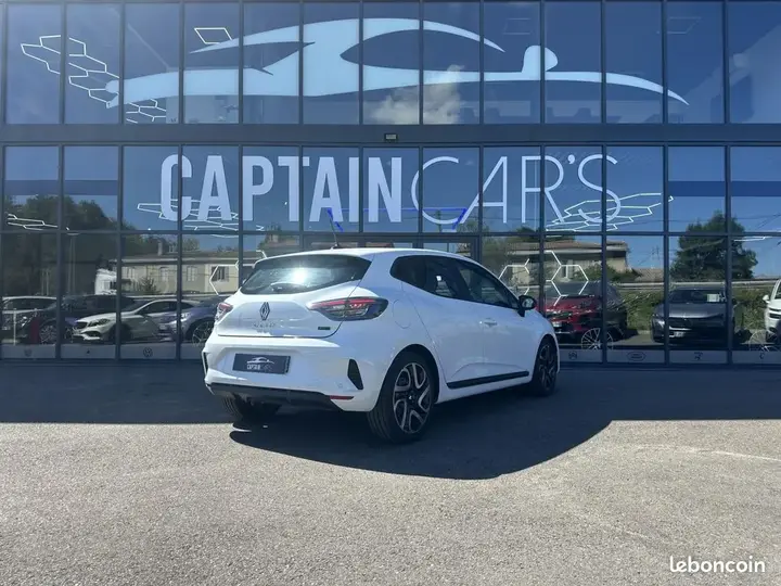 Renault Clio 2025 photo 3